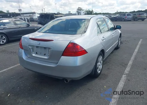 2007 Honda Accord 2.4 Lx from USA, damaged, VIN 1HGCM56457A228218